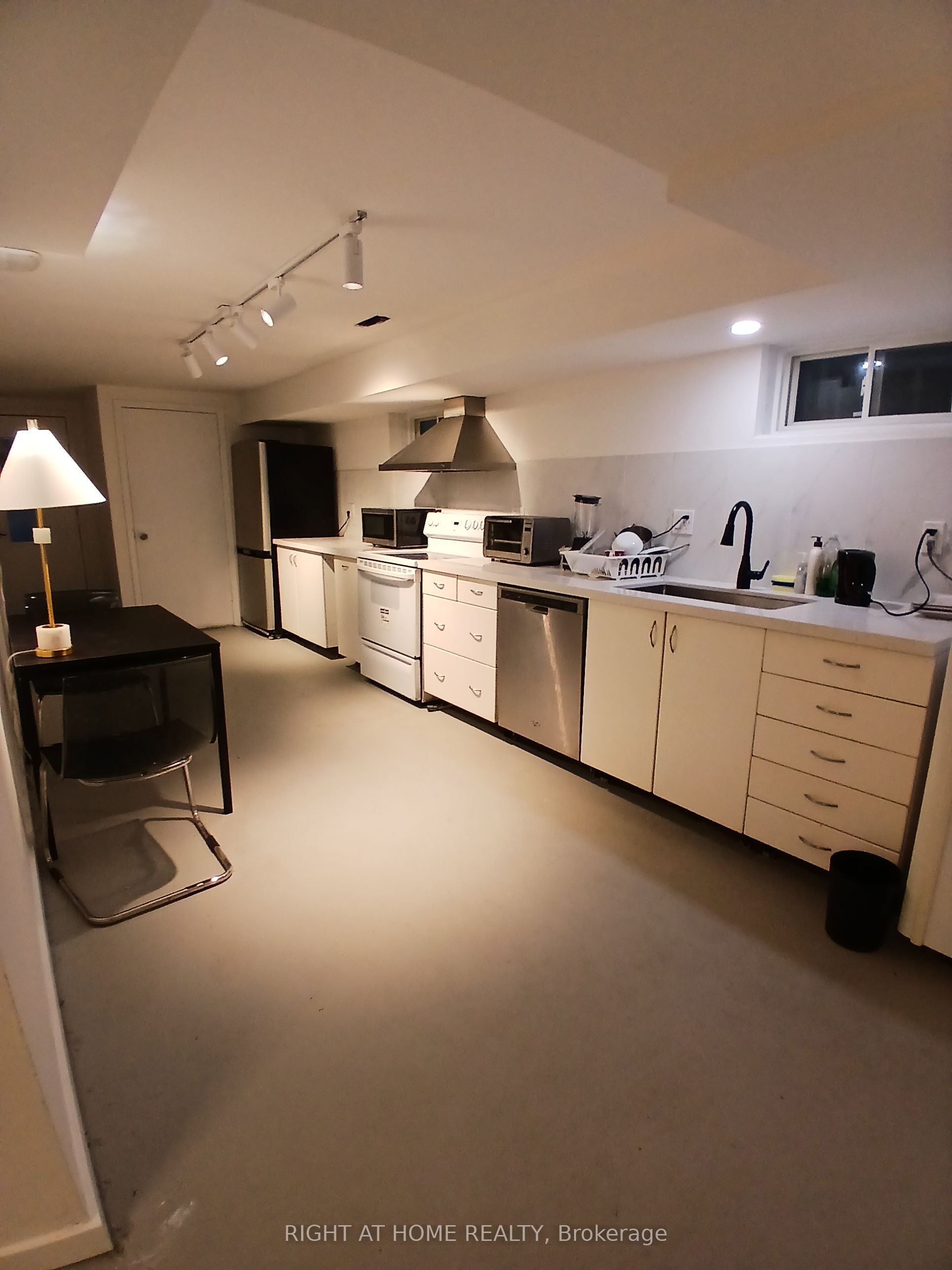 9 Ivan Nelson Drive Property Photo 10