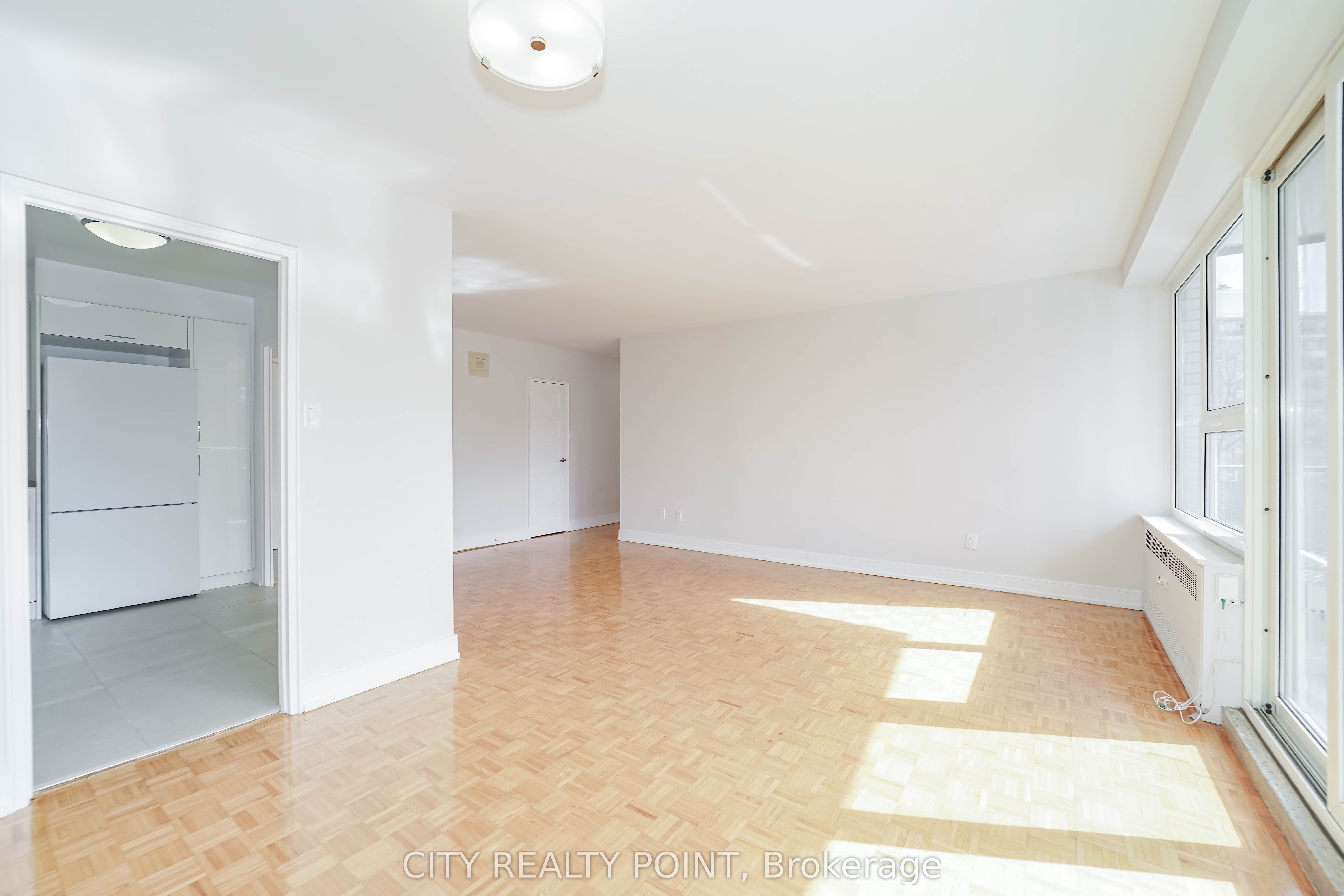 10 Shallmar Boulevard 907 Property Photo 5