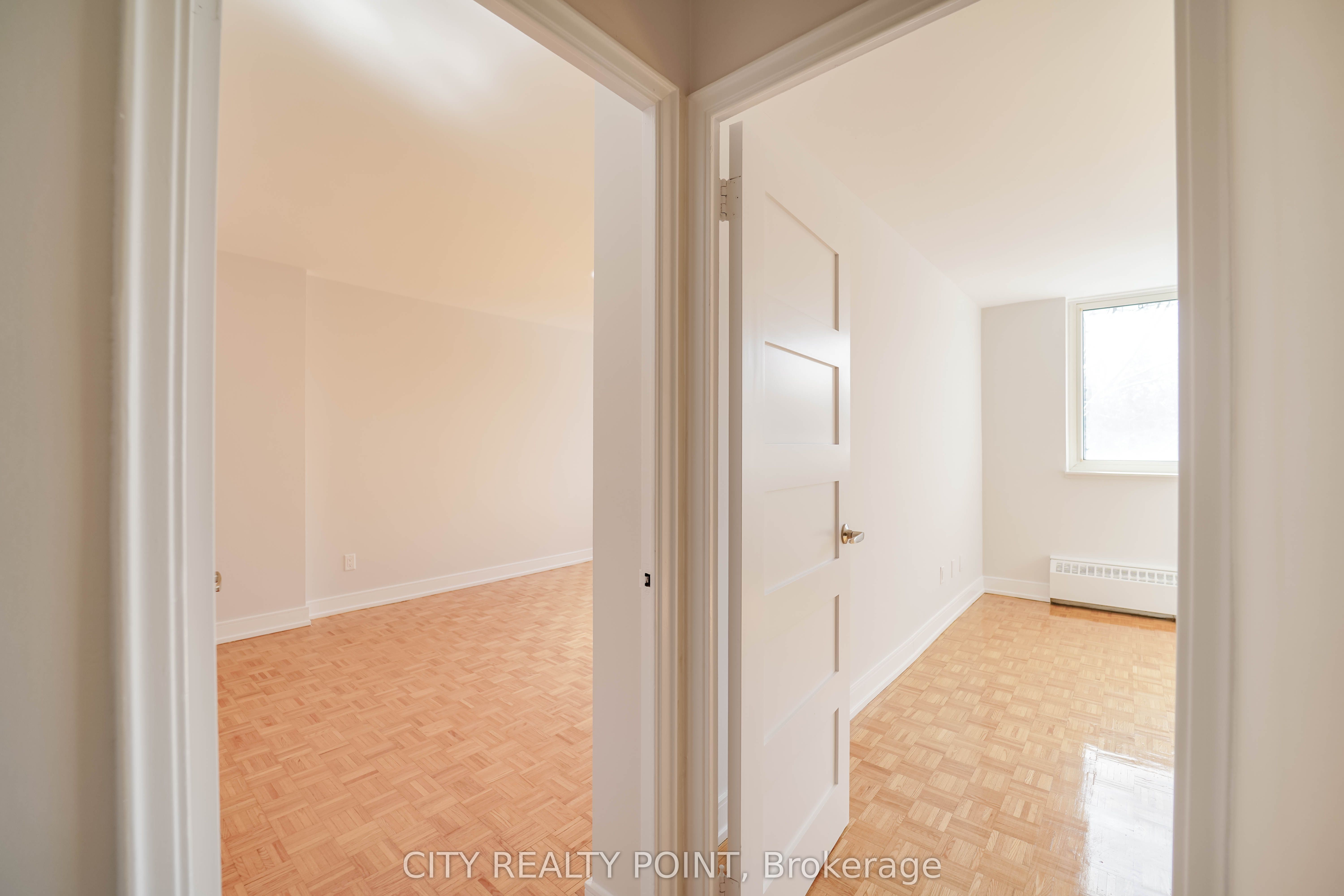 10 Shallmar Boulevard 907 Property Photo 14