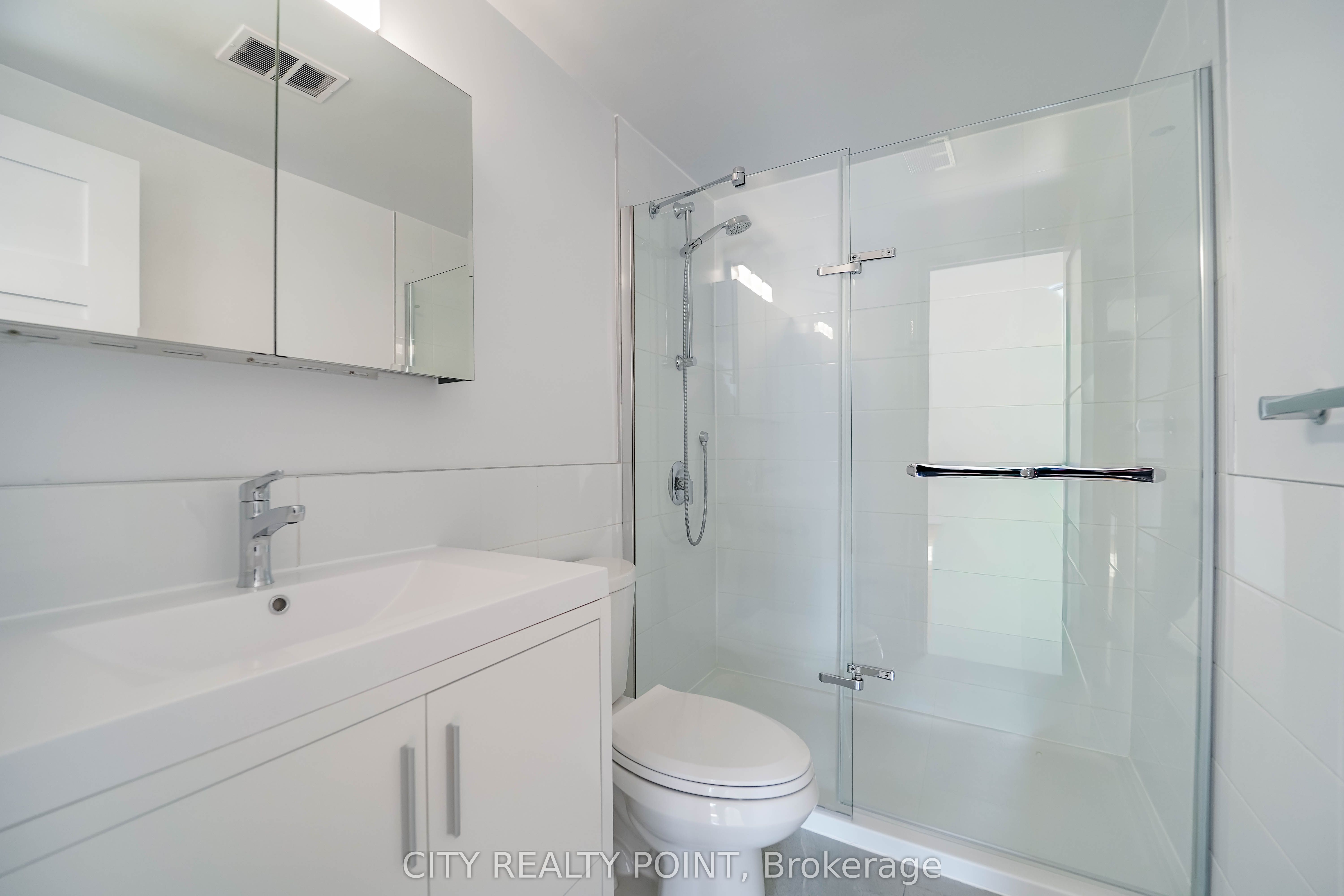 10 Shallmar Boulevard 907 Property Photo 17