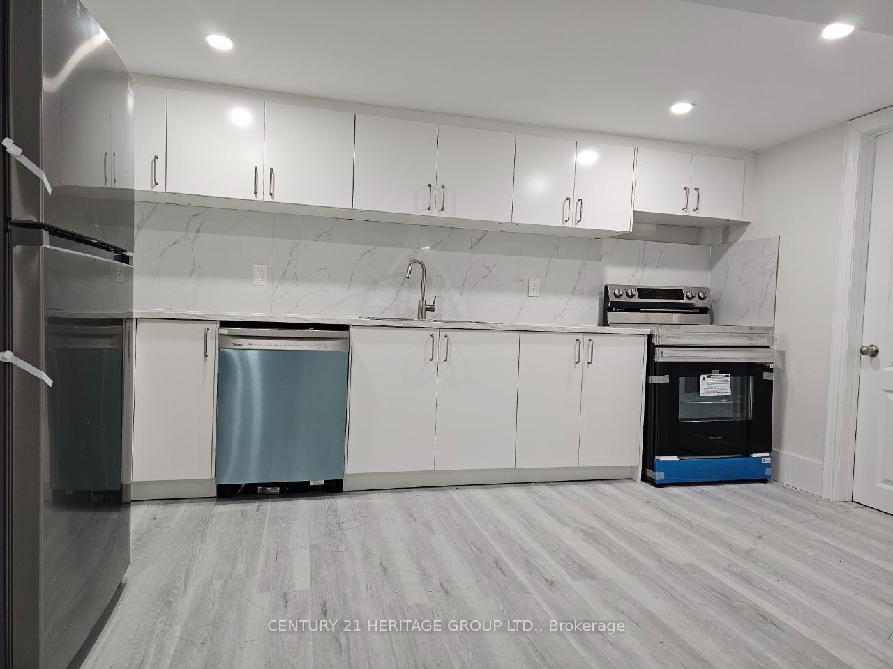 126 Nipigon Avenue Basement Property Photo 2