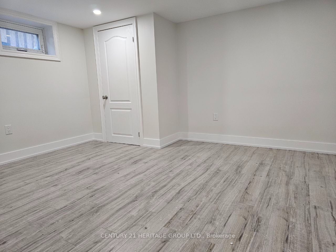 126 Nipigon Avenue Basement Property Photo 10
