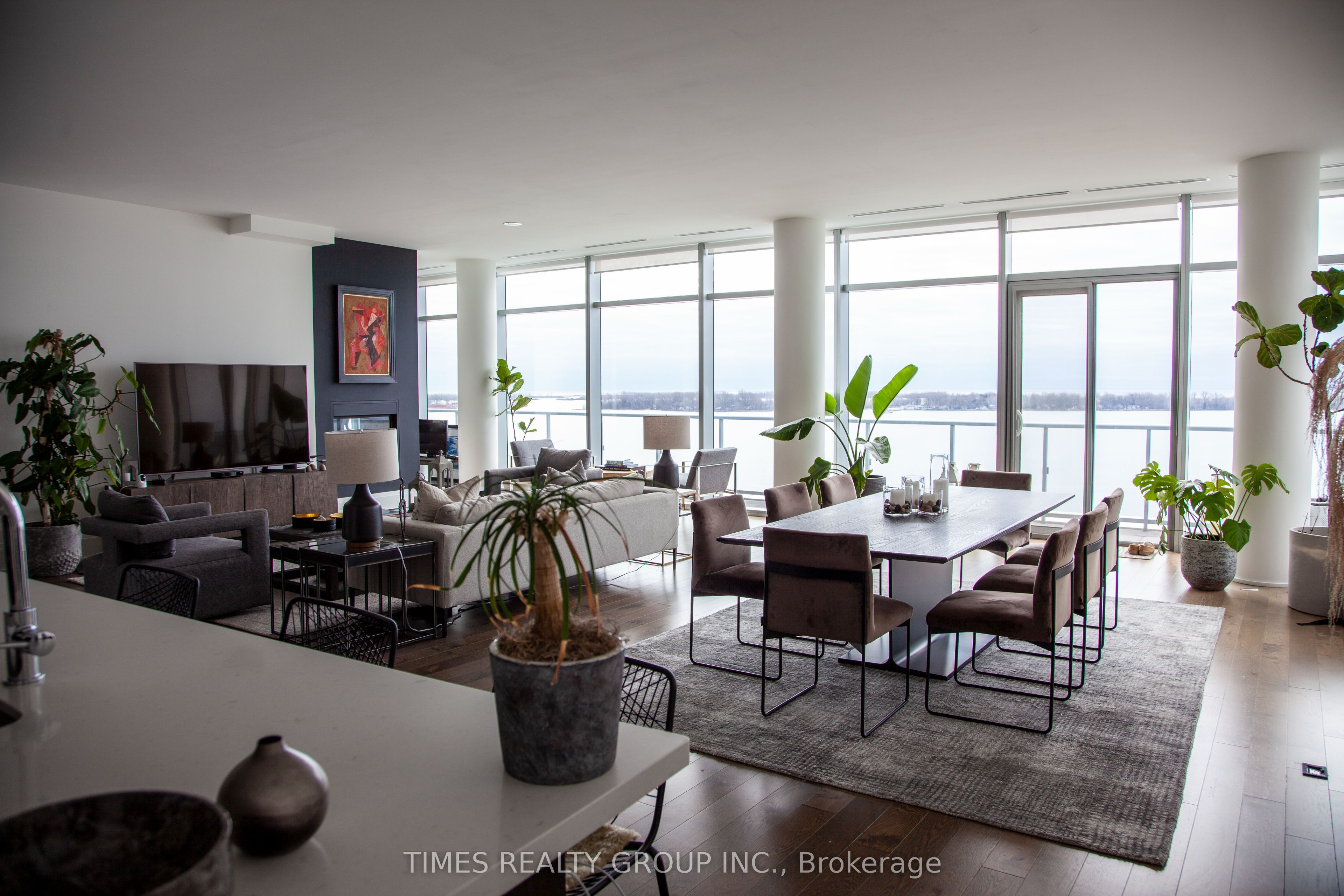39 Queens Quay E. Street E Ph1203 Property Photo 17