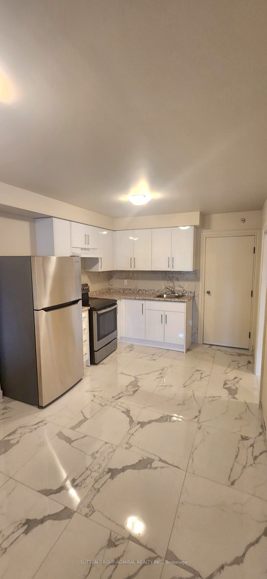 1030 St Clair Avenue 2b-3rd Floor Property Photo 3