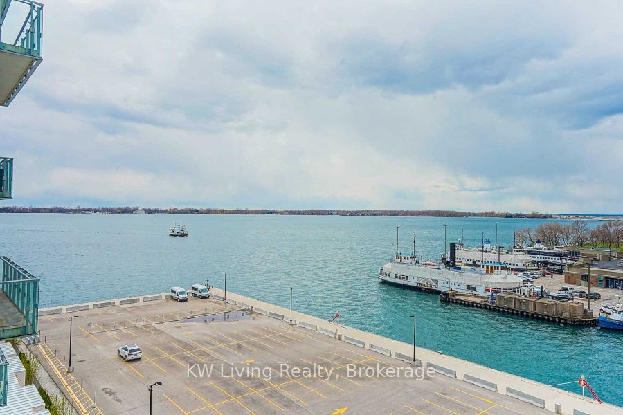 15 Queens Quay E 609 Property Photo 1