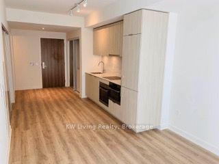 15 Queens Quay E 609 Property Photo 2