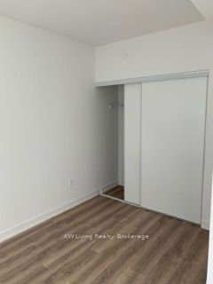 15 Queens Quay E 609 Property Photo 4