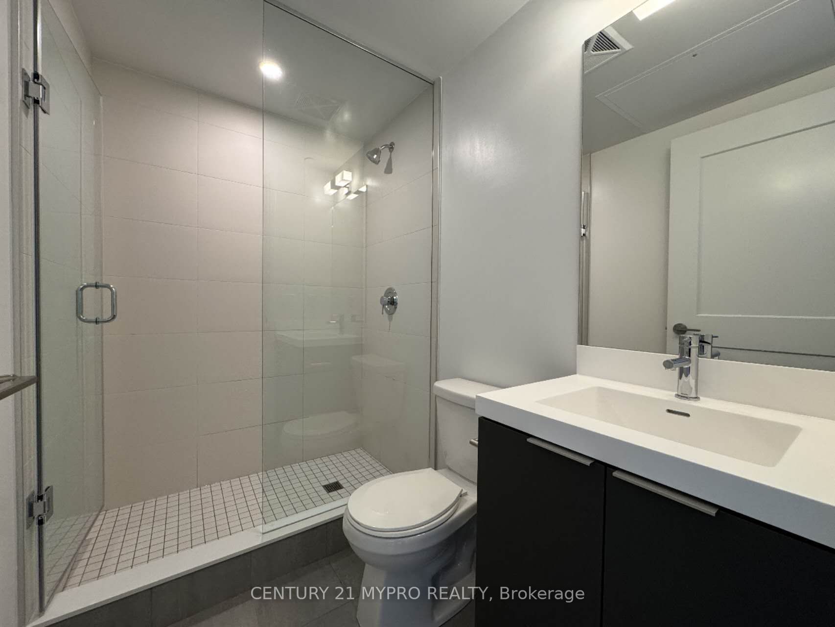 8 Widmer Street 2509 Property Photo 4