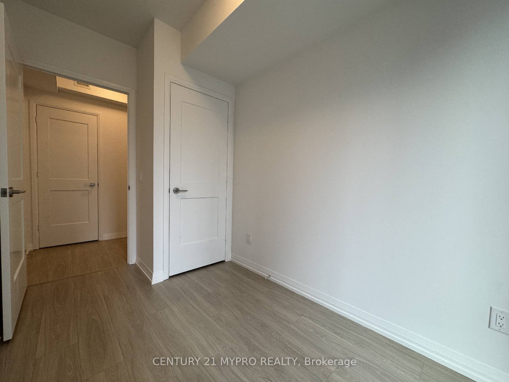 8 Widmer Street 2509 Property Photo 13