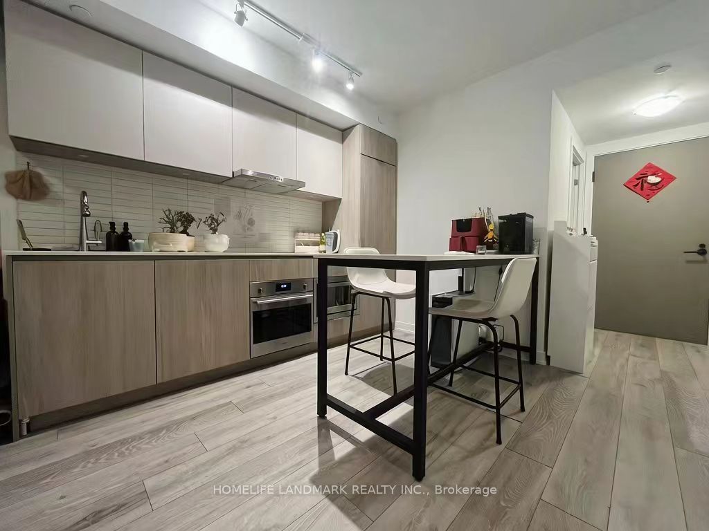 47 Mutual Street 3001 Property Photo 9