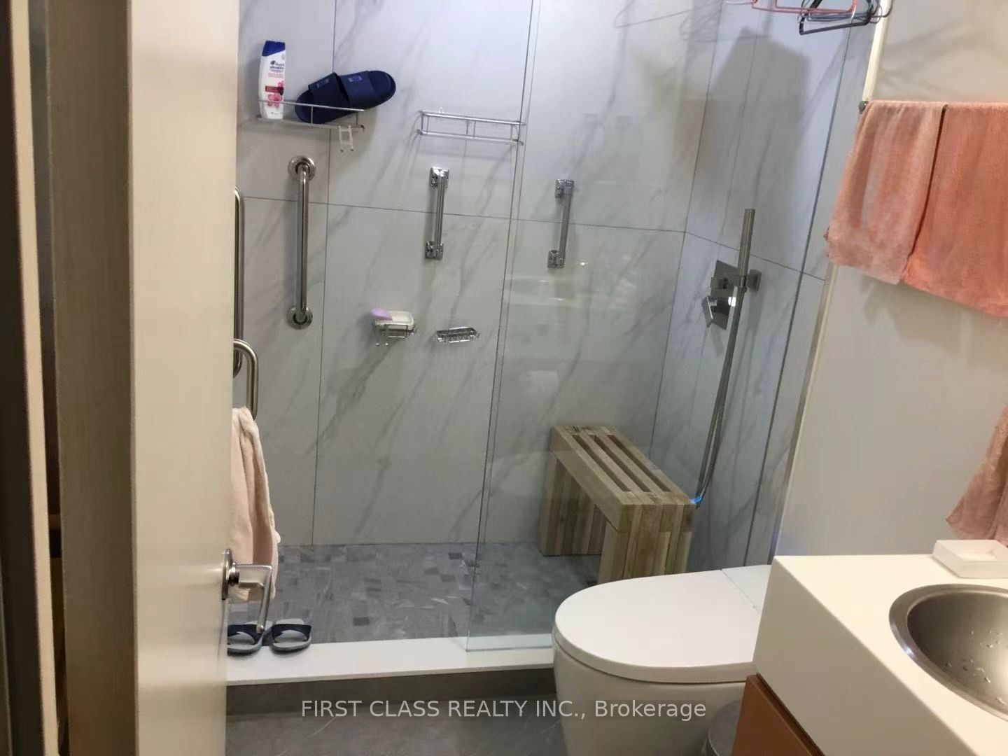 Den Room - 10 Navy Wharf Court 3509 Property Photo 3