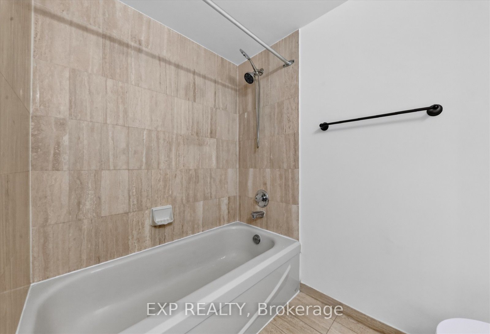 7 Concorde Place 2204 Property Photo 38