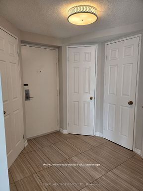 55 Centre Avenue 2307 Property Photo 5