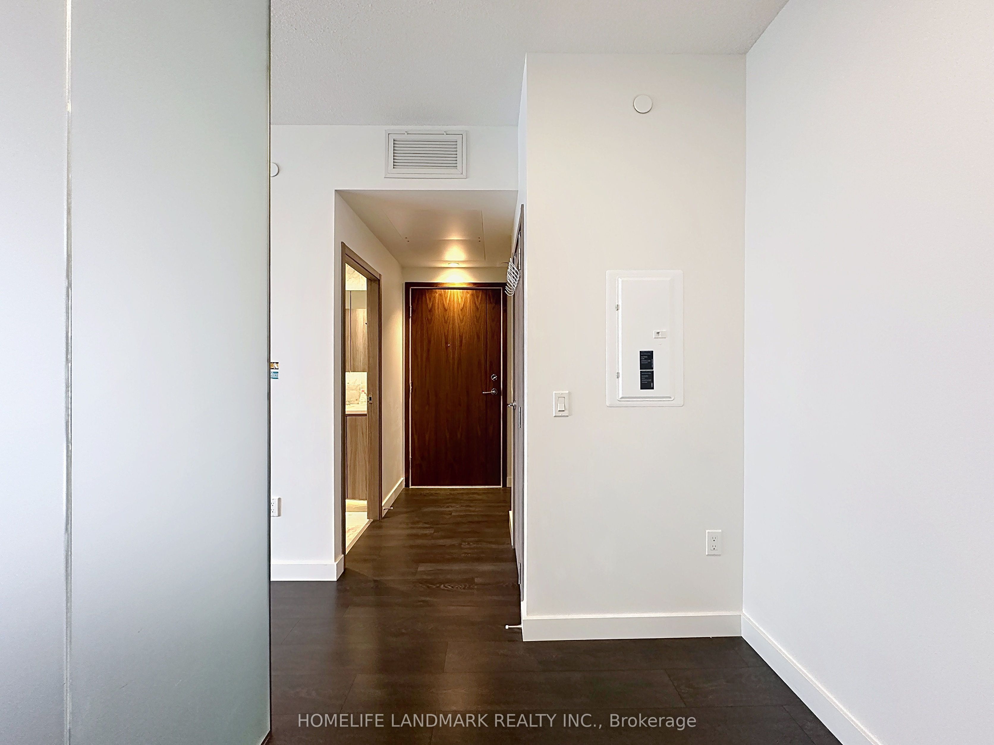95 Mcmahon Drive 801 Property Photo 7