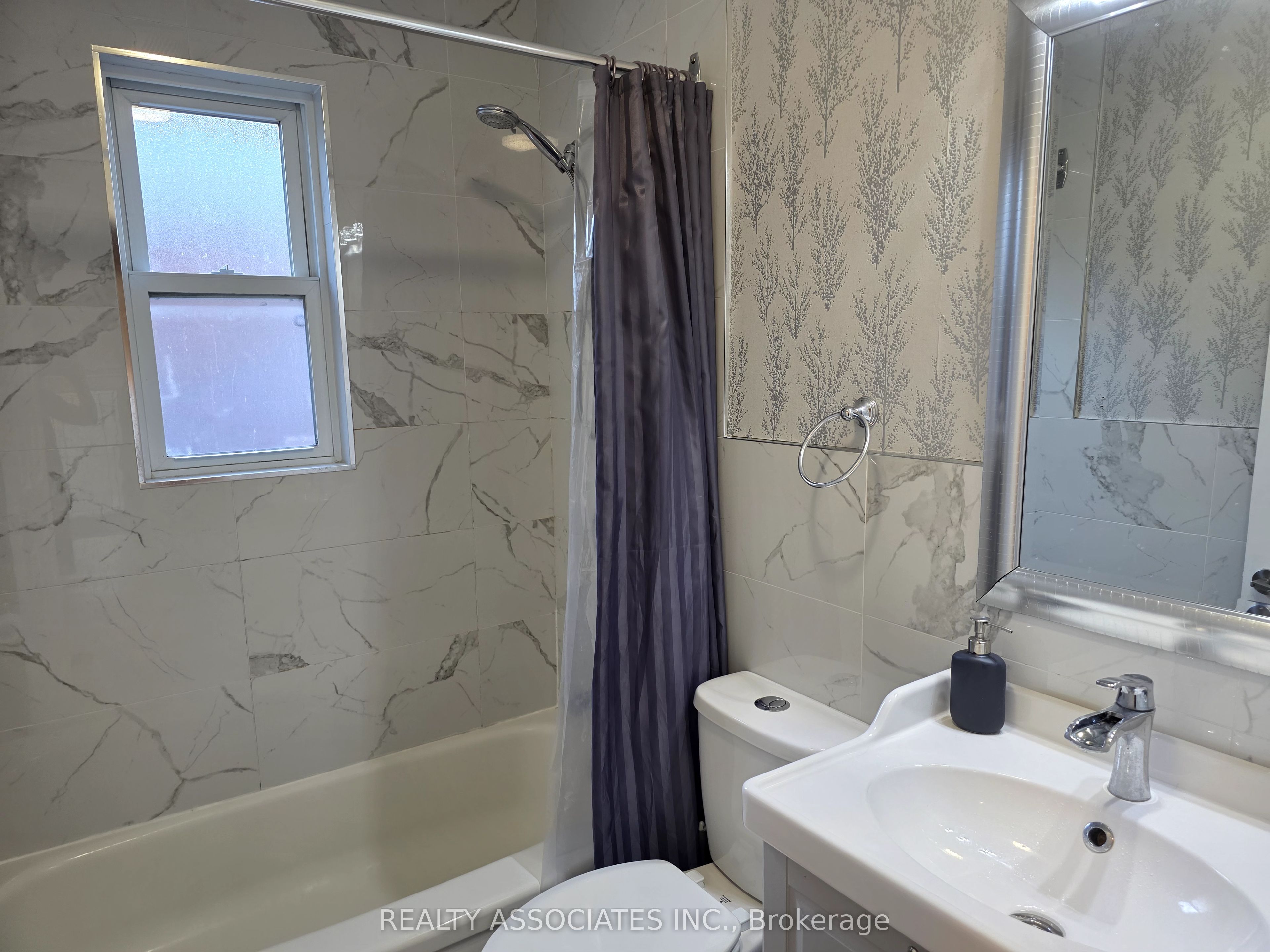 101 Reiner Road Property Photo 11