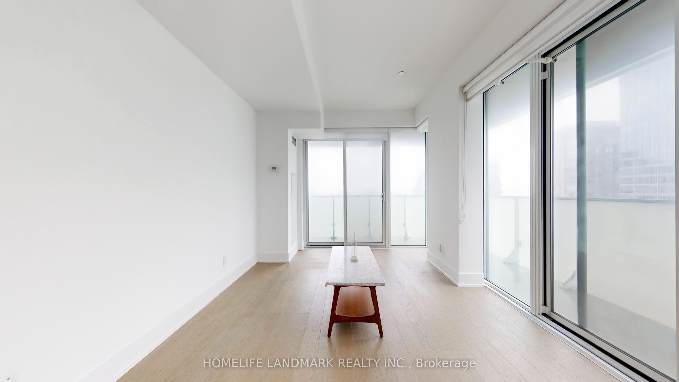 200 Bloor Street W 2305 Property Photo 7