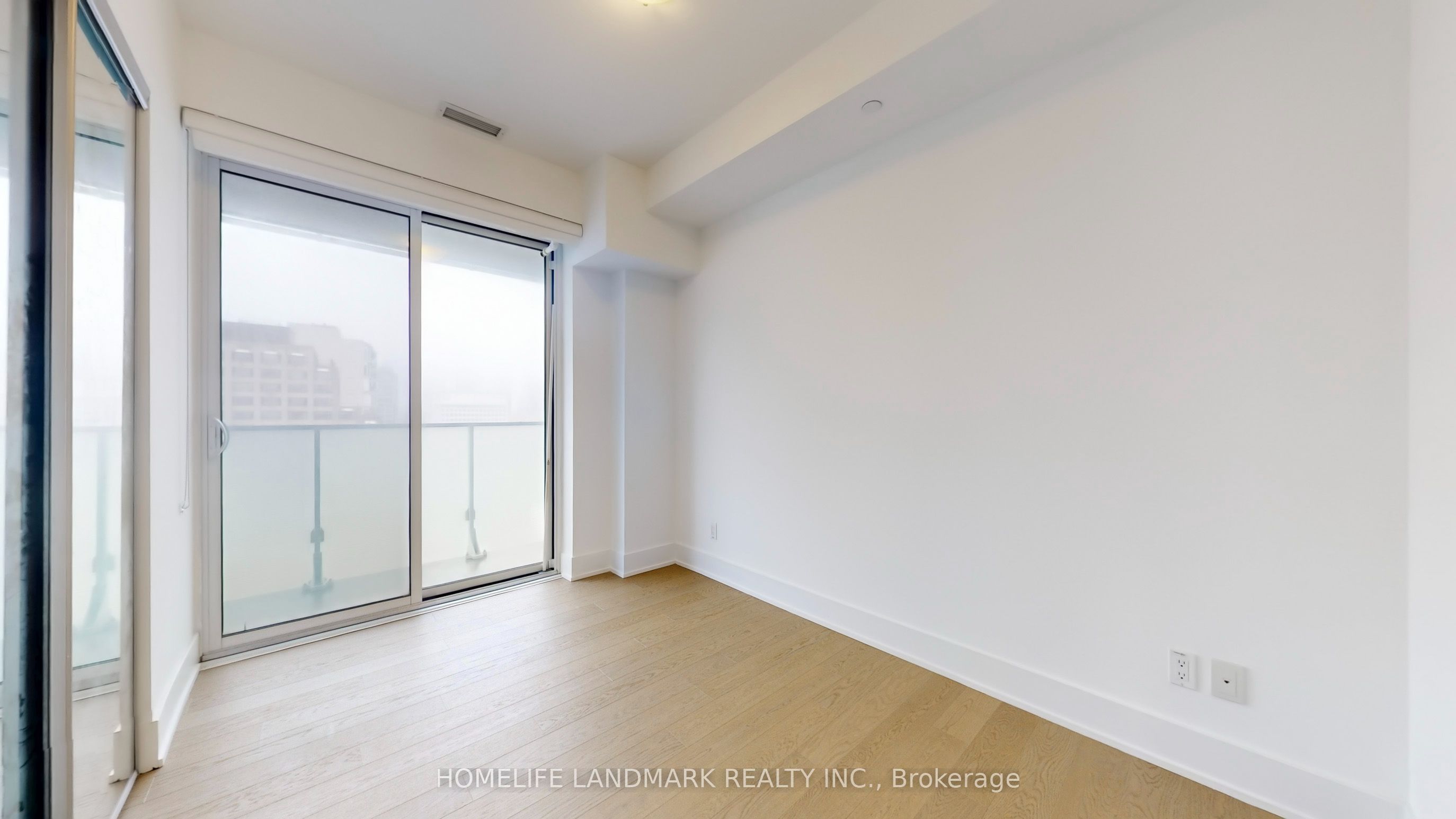 200 Bloor Street W 2305 Property Photo 19