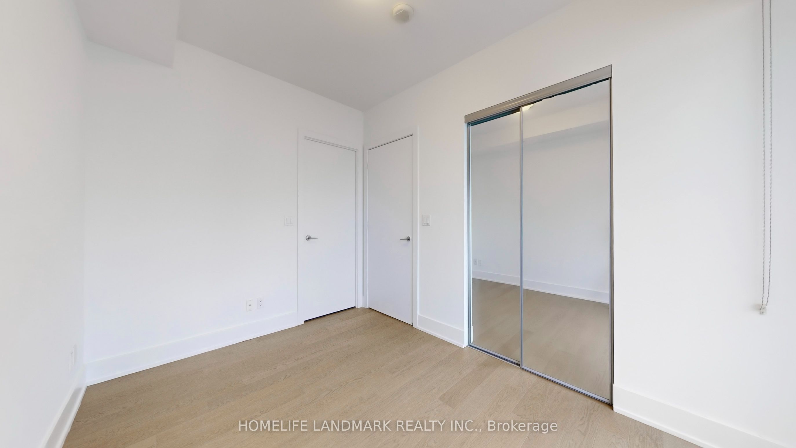 200 Bloor Street W 2305 Property Photo 21
