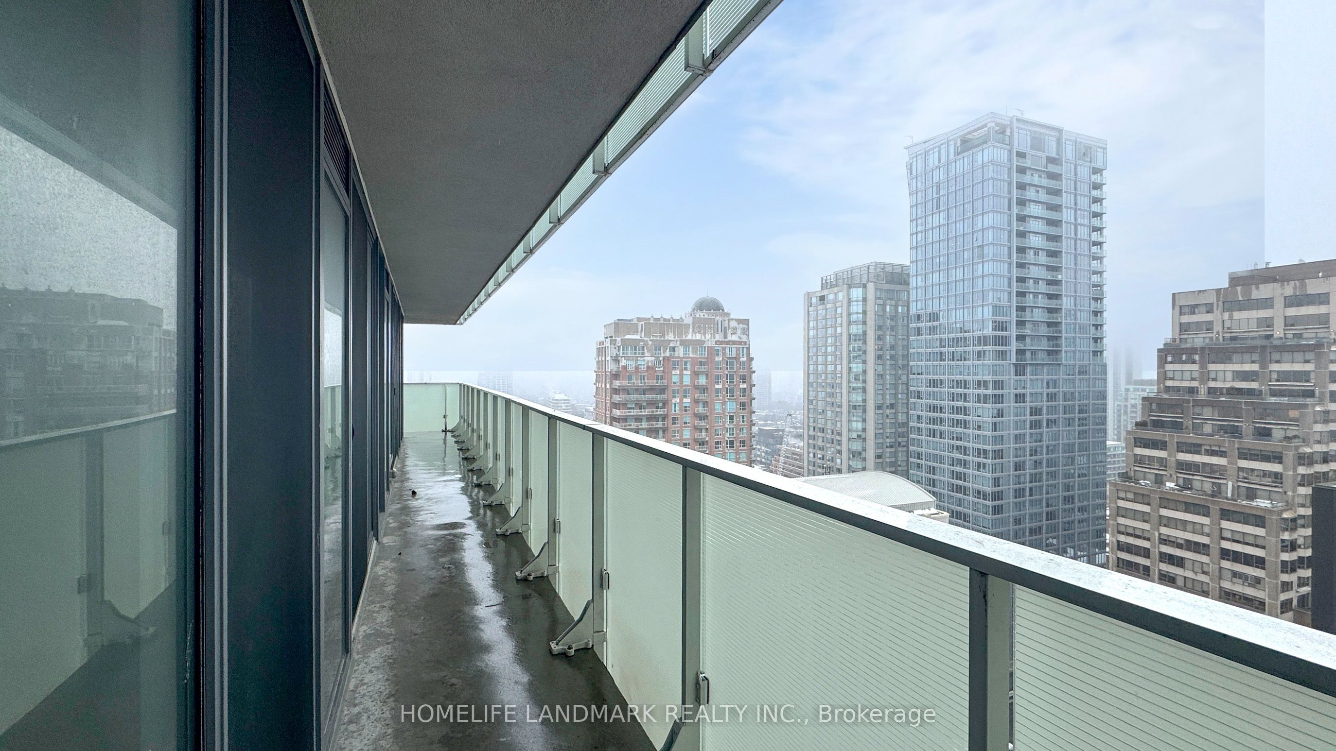 200 Bloor Street W 2305 Property Photo 33