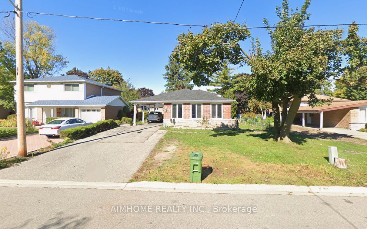 20 Lisburn Crescent Property Photo 1