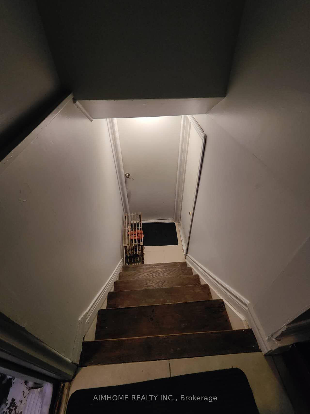 20 Lisburn Crescent Property Photo 7