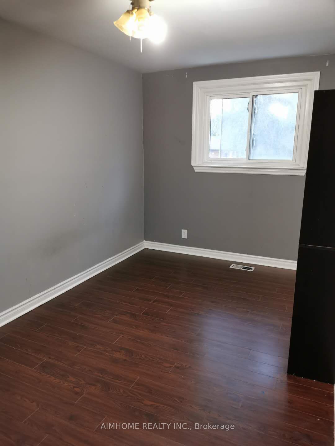 20 Lisburn Crescent Property Photo 8