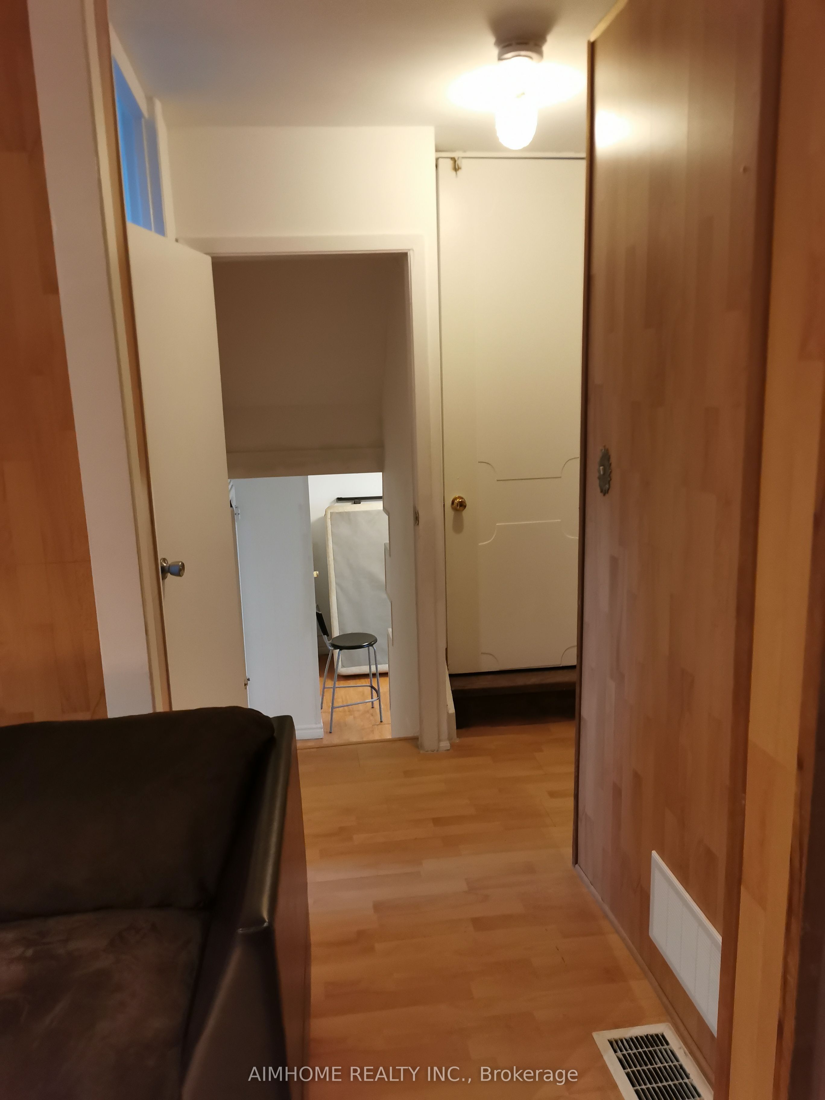 20 Lisburn Crescent Property Photo 10