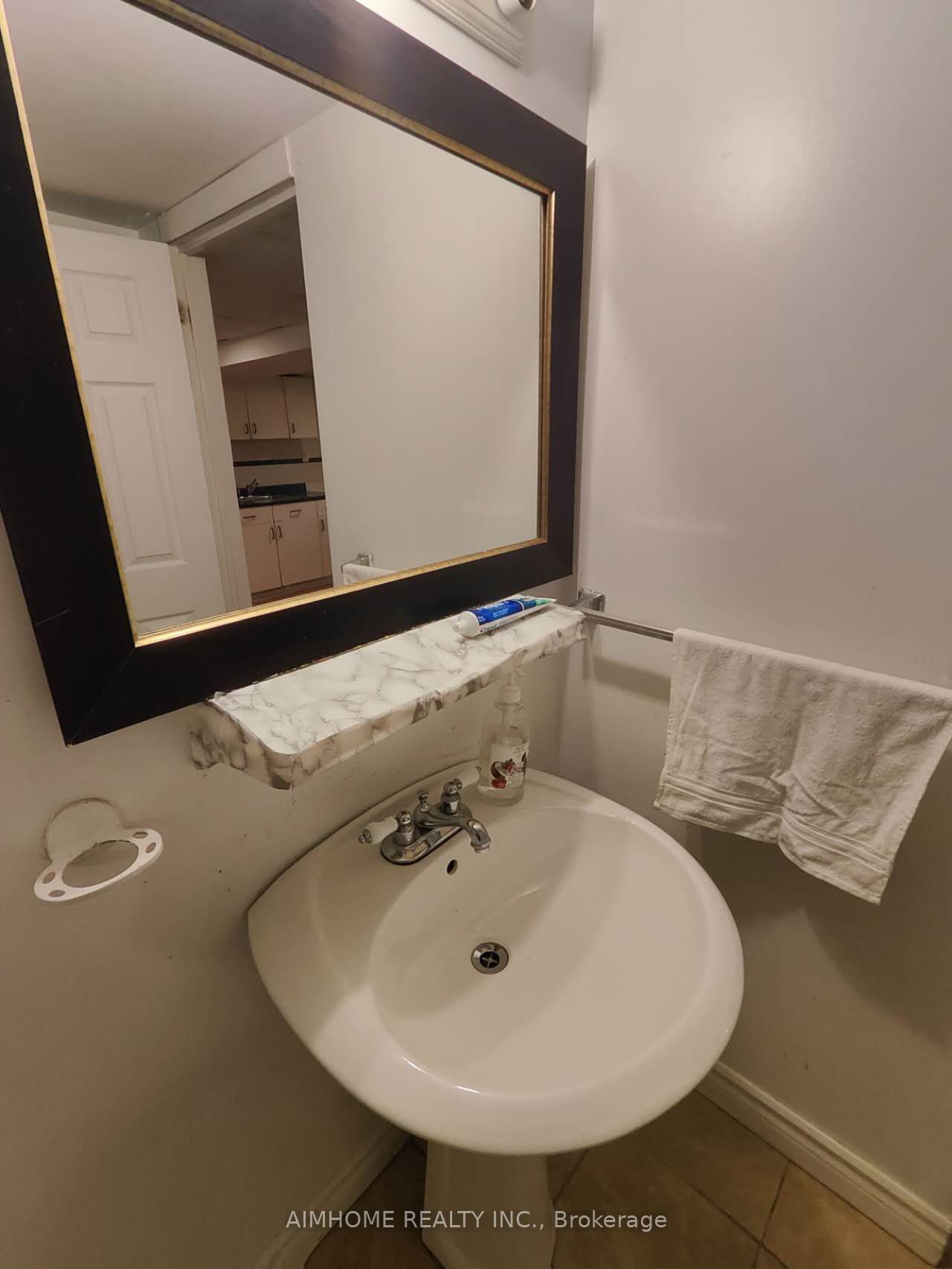 20 Lisburn Crescent Property Photo 25
