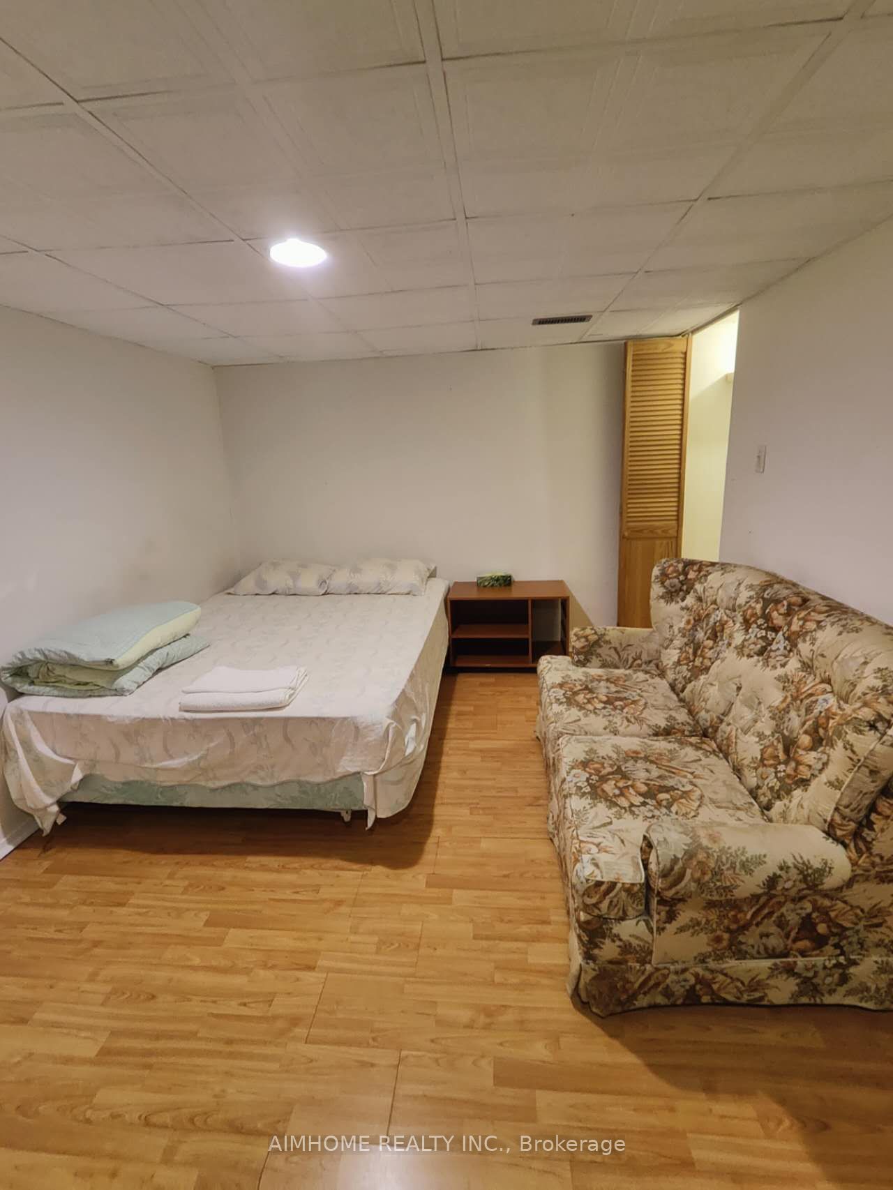 20 Lisburn Crescent Property Photo 29