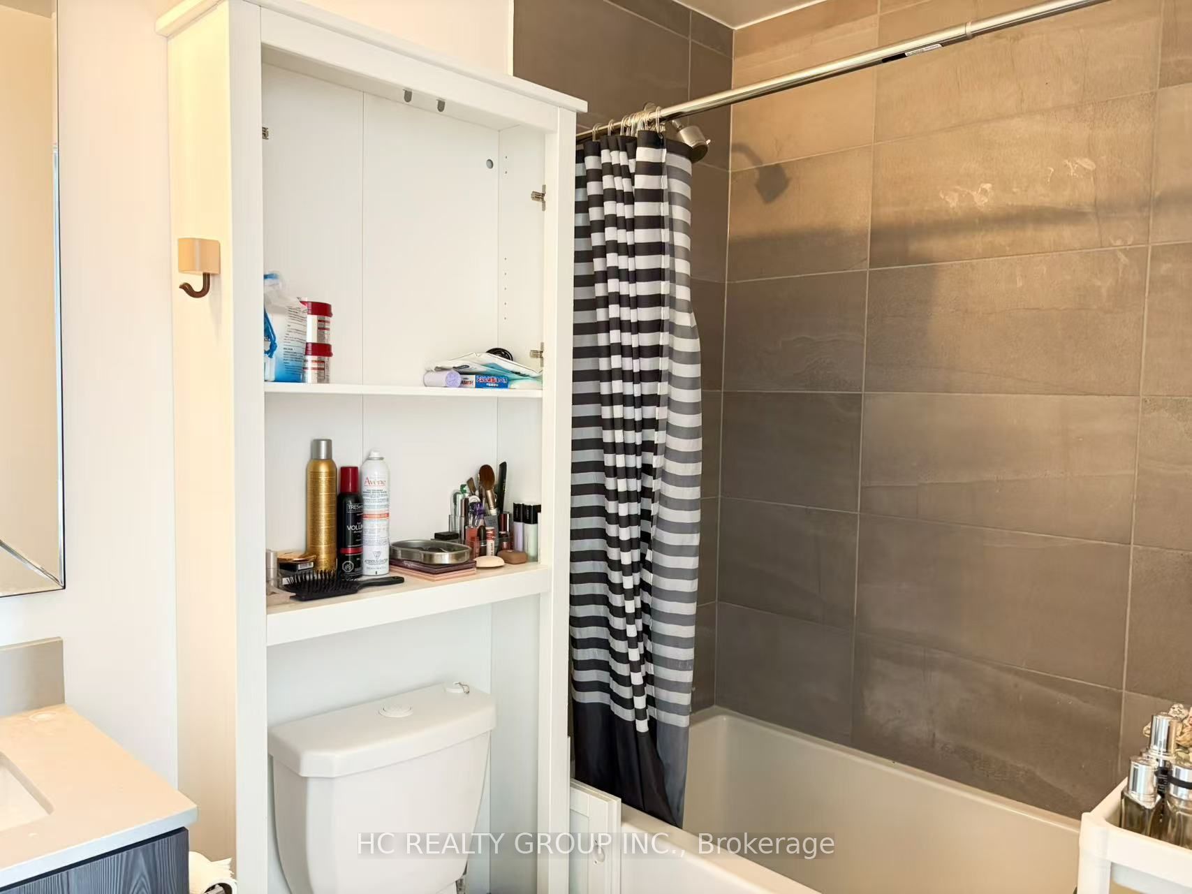 56 Forest Manor Road 2107 Property Photo 15