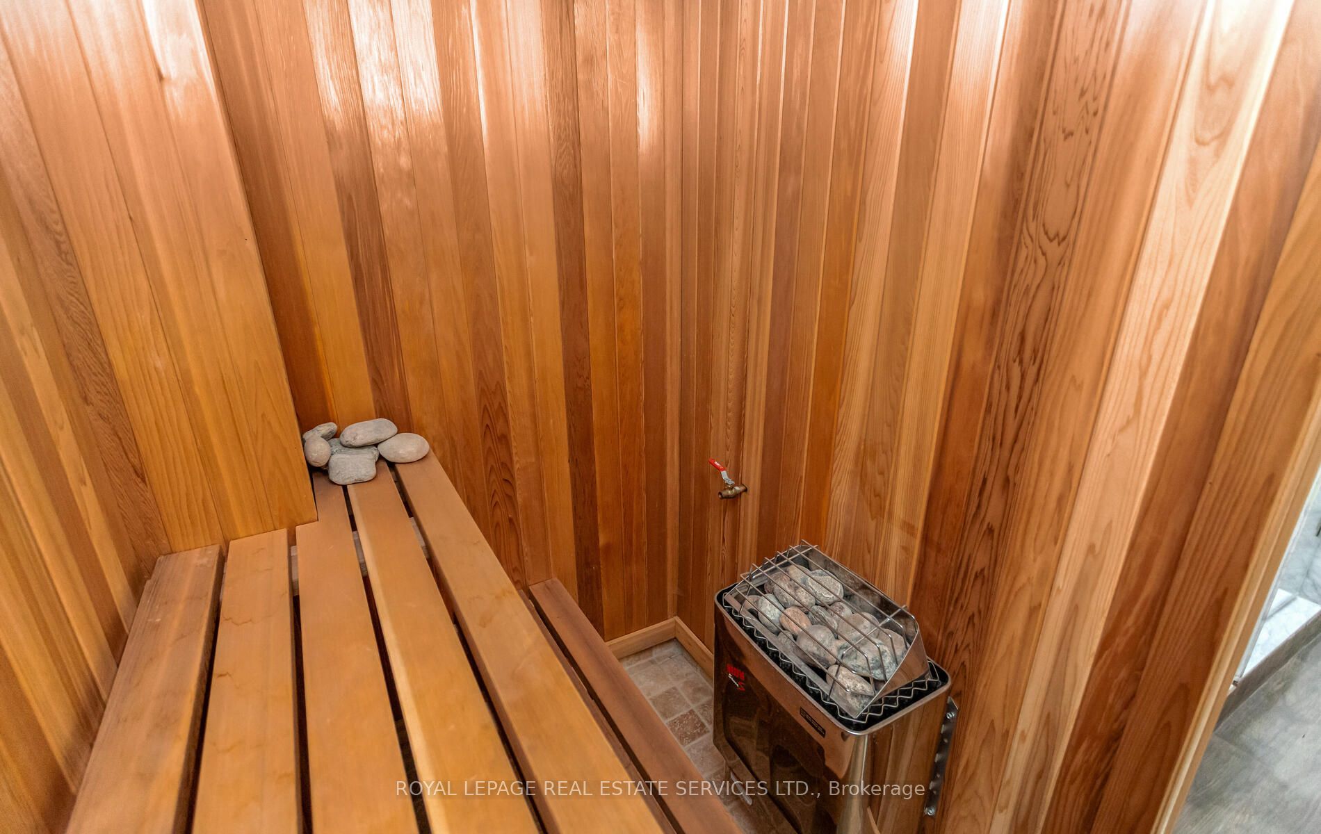 197 The Bridle Path Property Photo 44