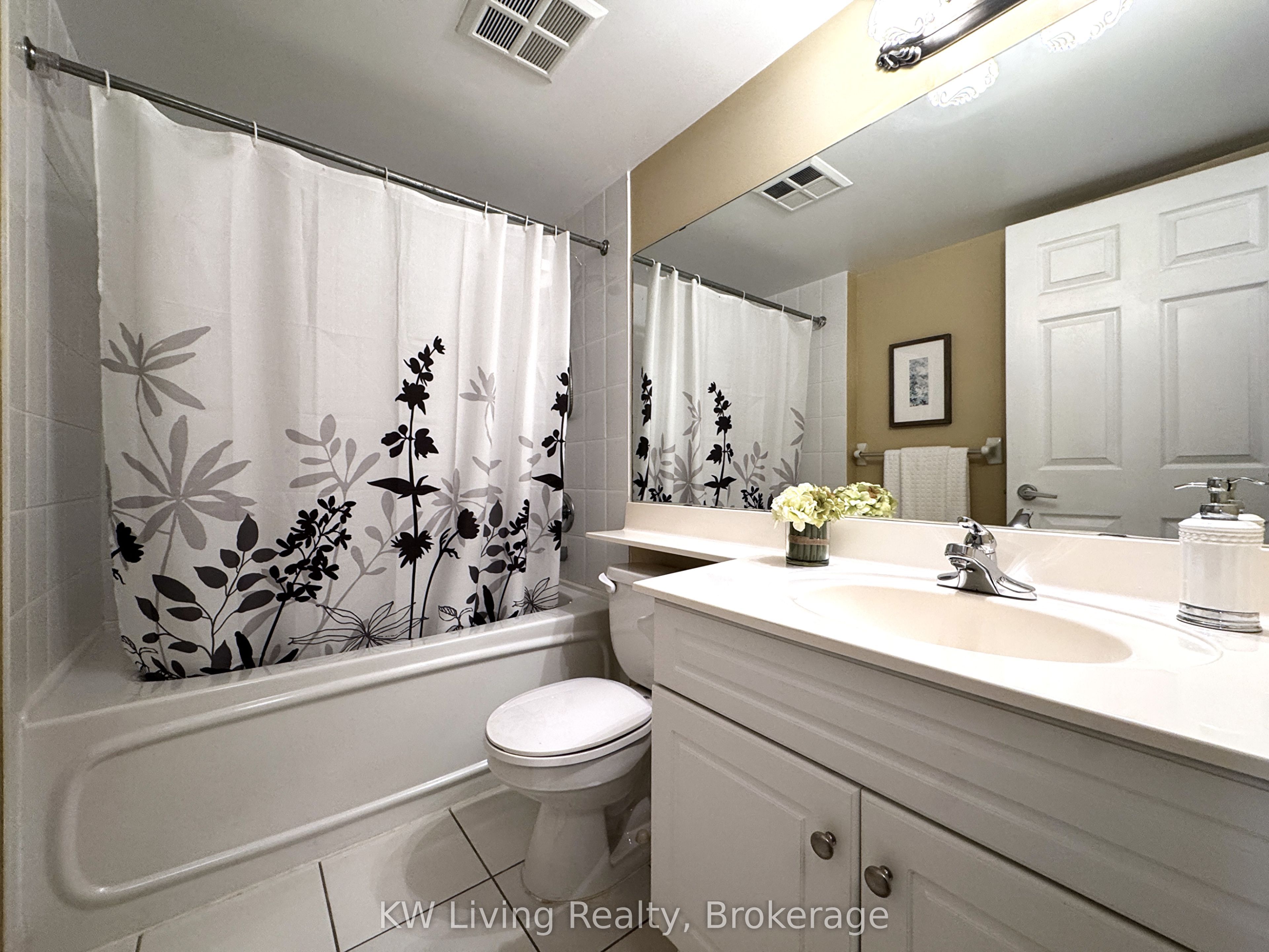 19 Barberry Place 204 Property Photo 10