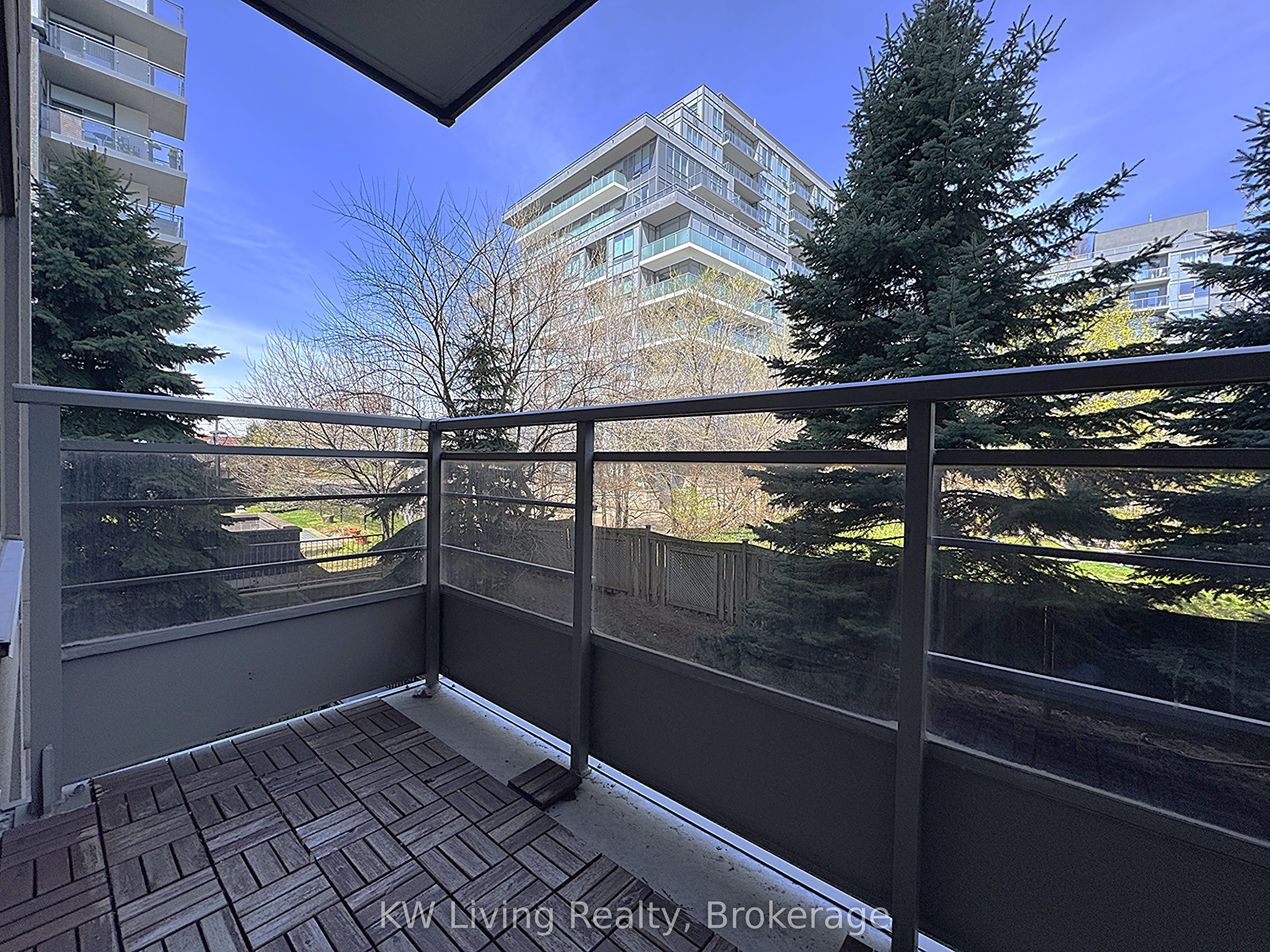 19 Barberry Place 204 Property Photo 11