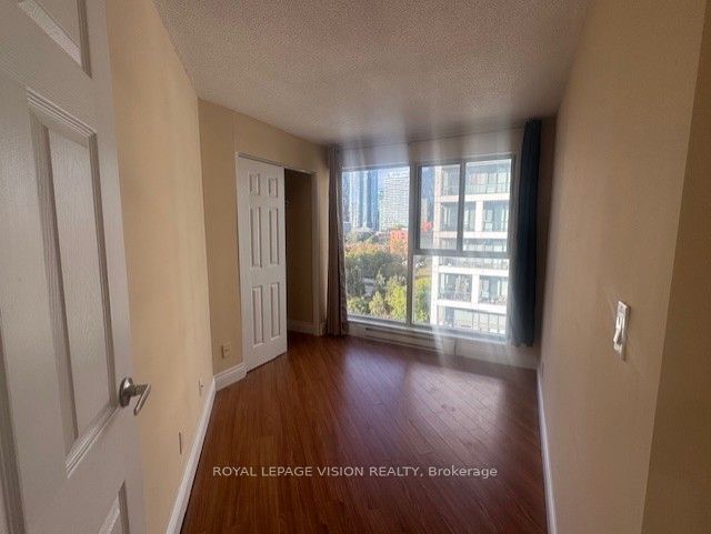 222 The Esplanade Street 919 Property Photo 7