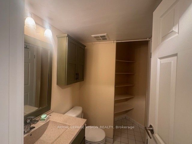 222 The Esplanade Street 919 Property Photo 10