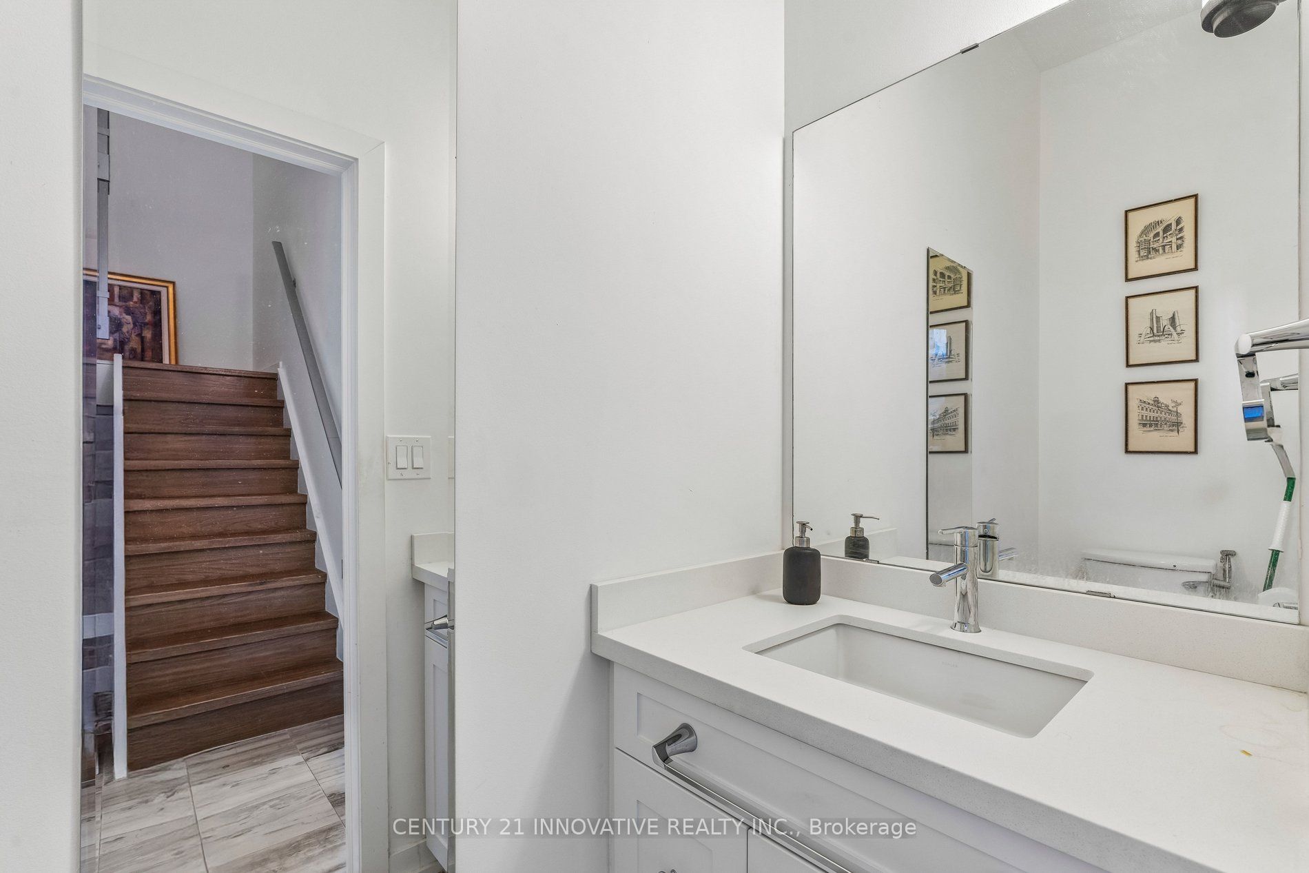 160 Baldwin St Street 420 Property Photo 26