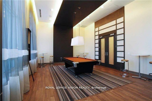 181 Wynford Drive 2207 Property Photo 7