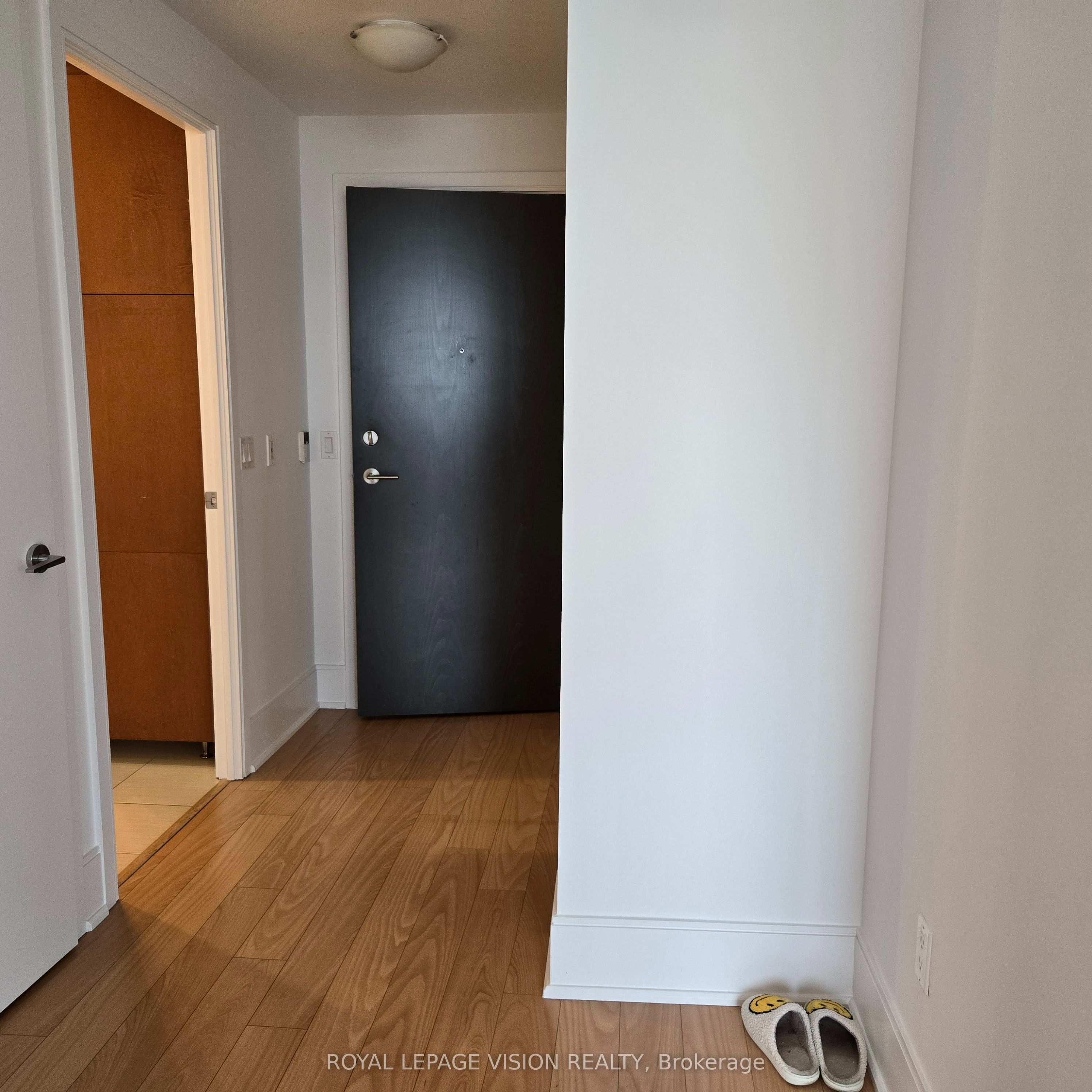 181 Wynford Drive 2207 Property Photo 12