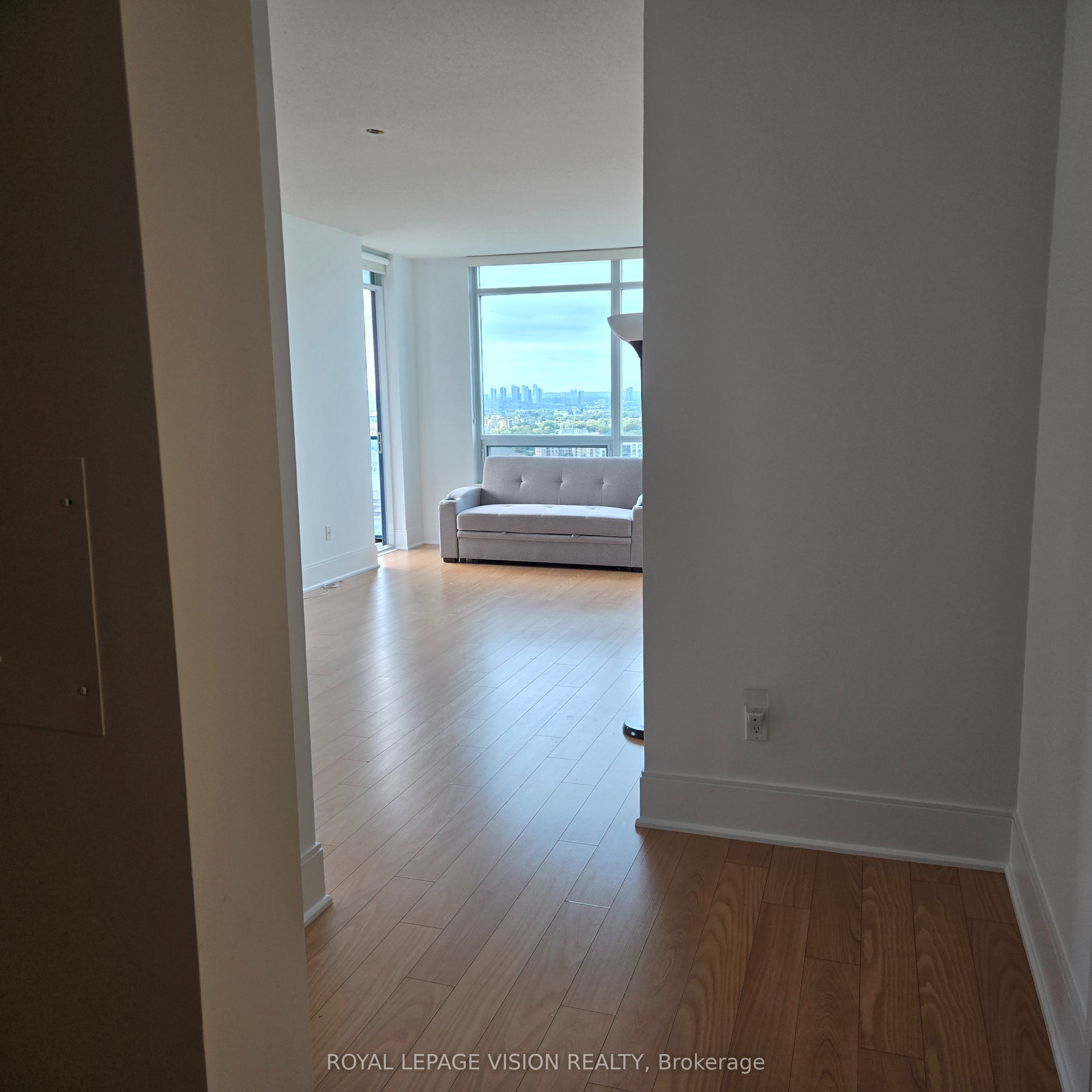 181 Wynford Drive 2207 Property Photo 13