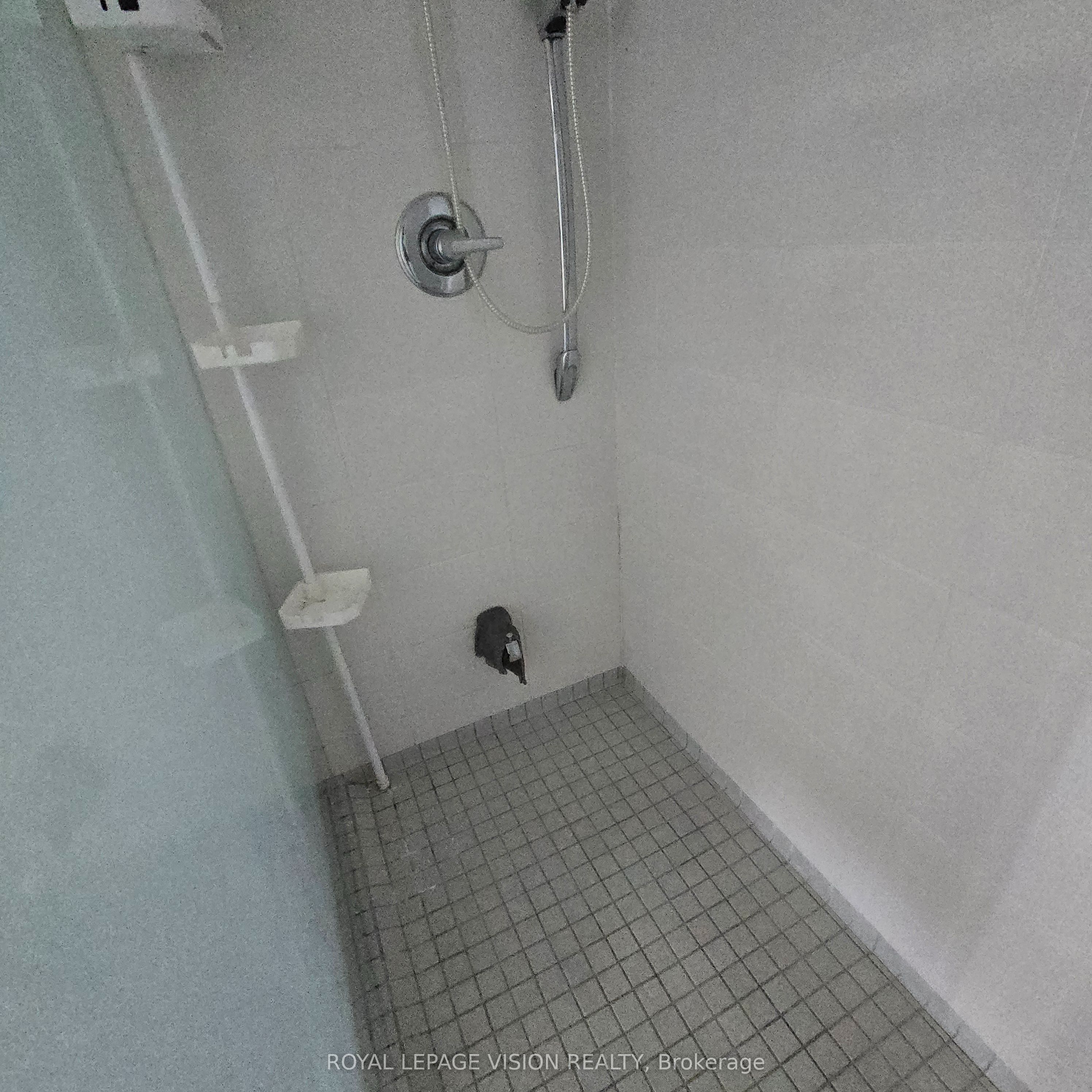 181 Wynford Drive 2207 Property Photo 17