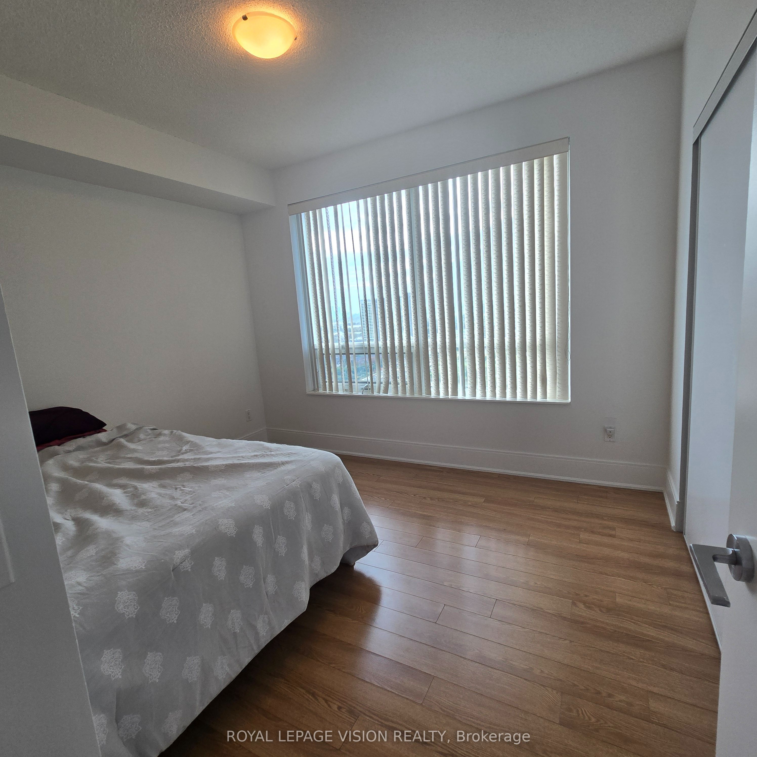 181 Wynford Drive 2207 Property Photo 20