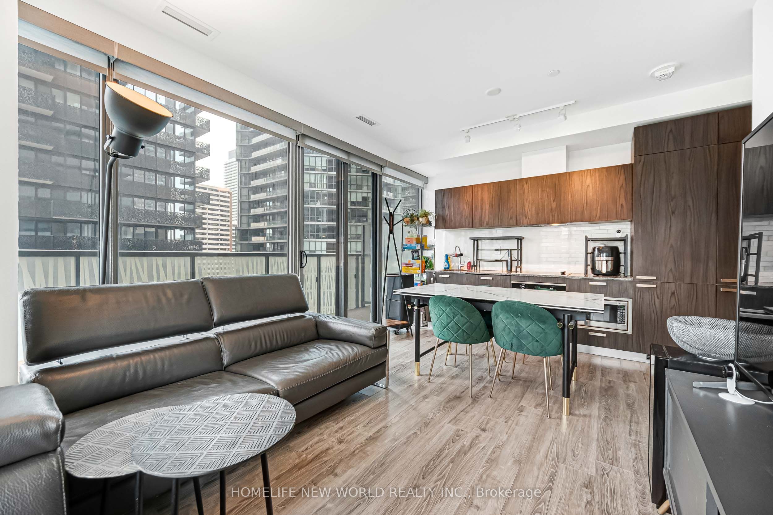 50 Charles Street E 1103 Property Photo 18