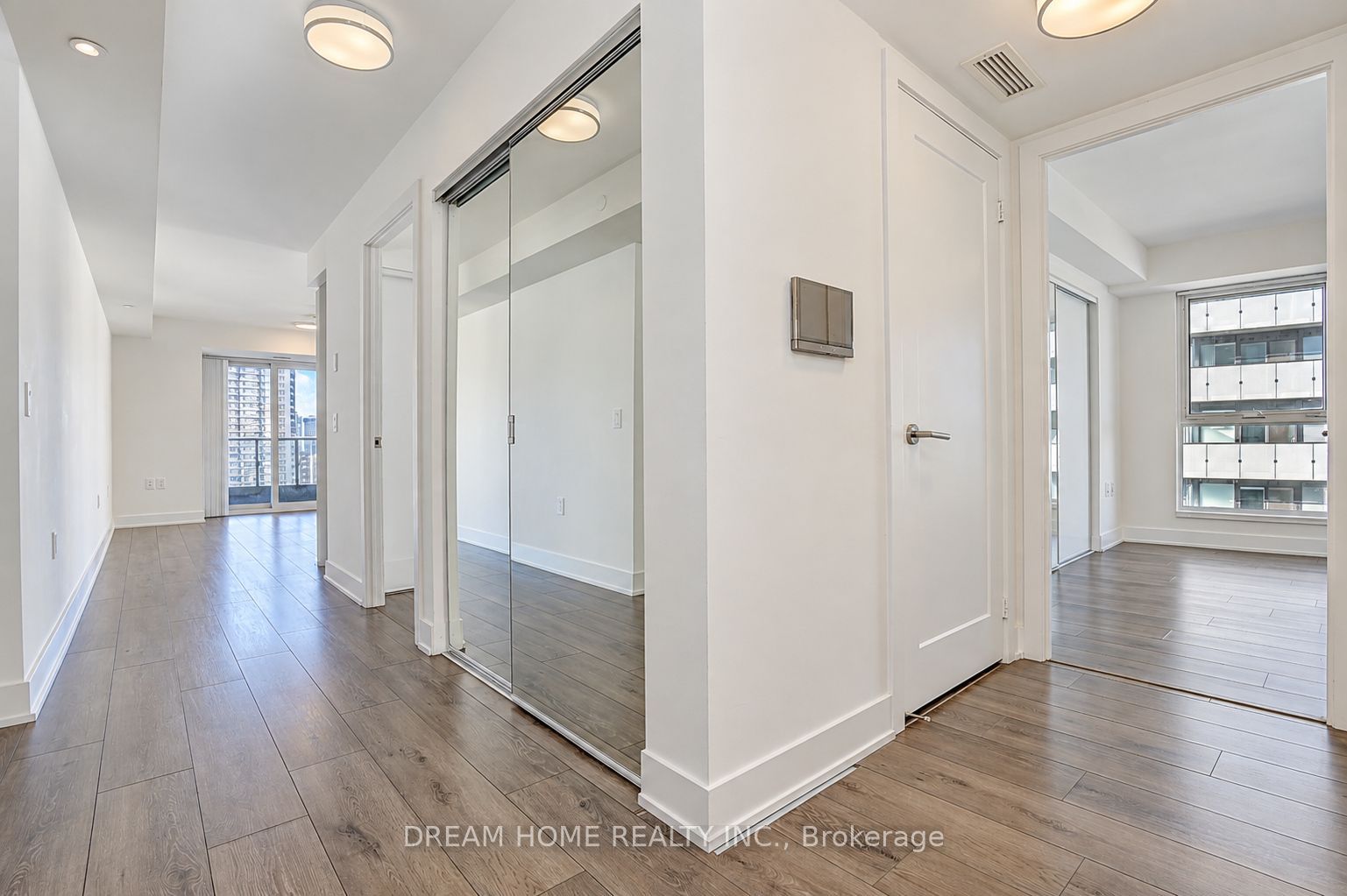 585 Bloor Street E 1622 Property Photo 14