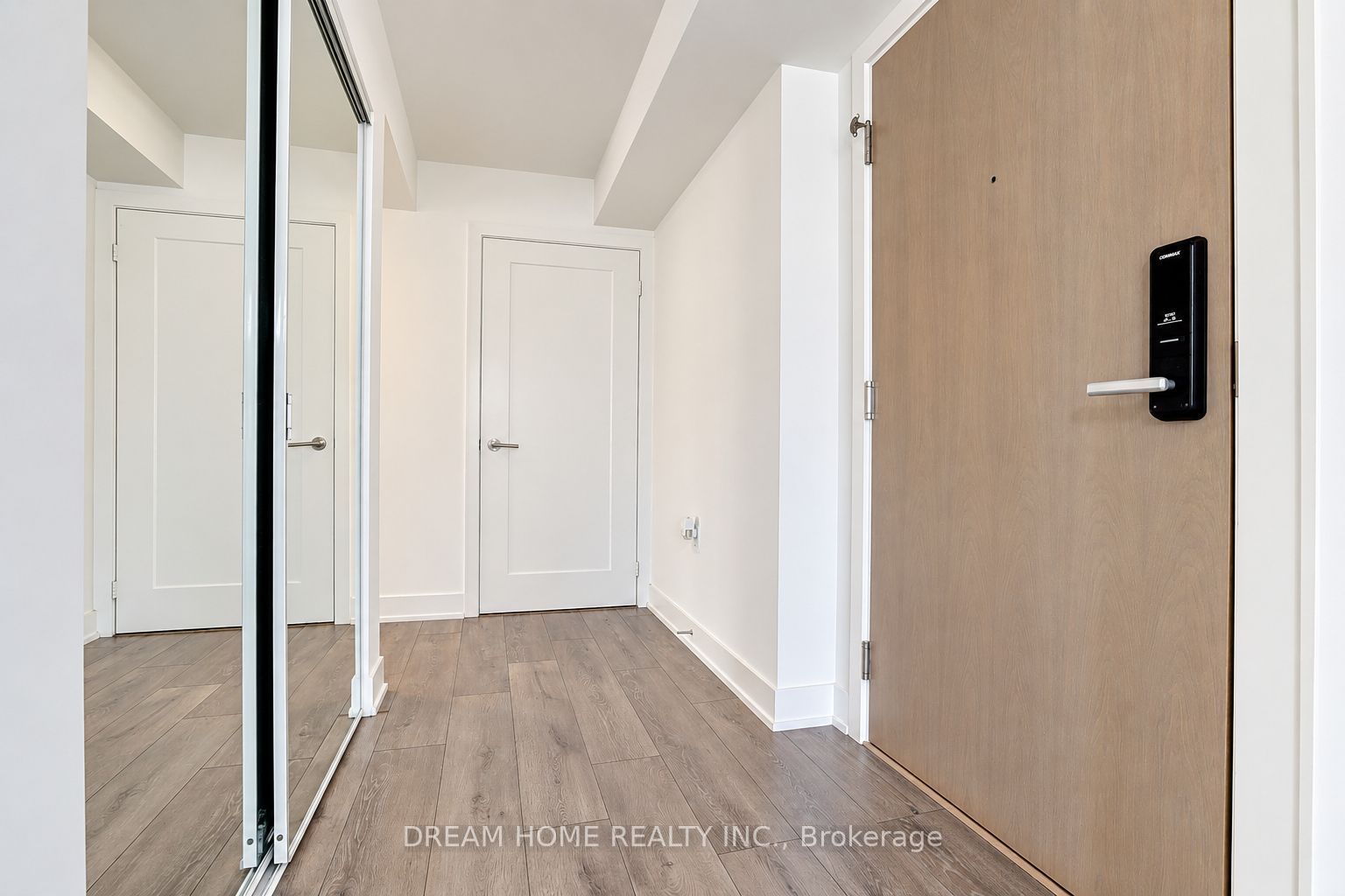 585 Bloor Street E 1622 Property Photo 15