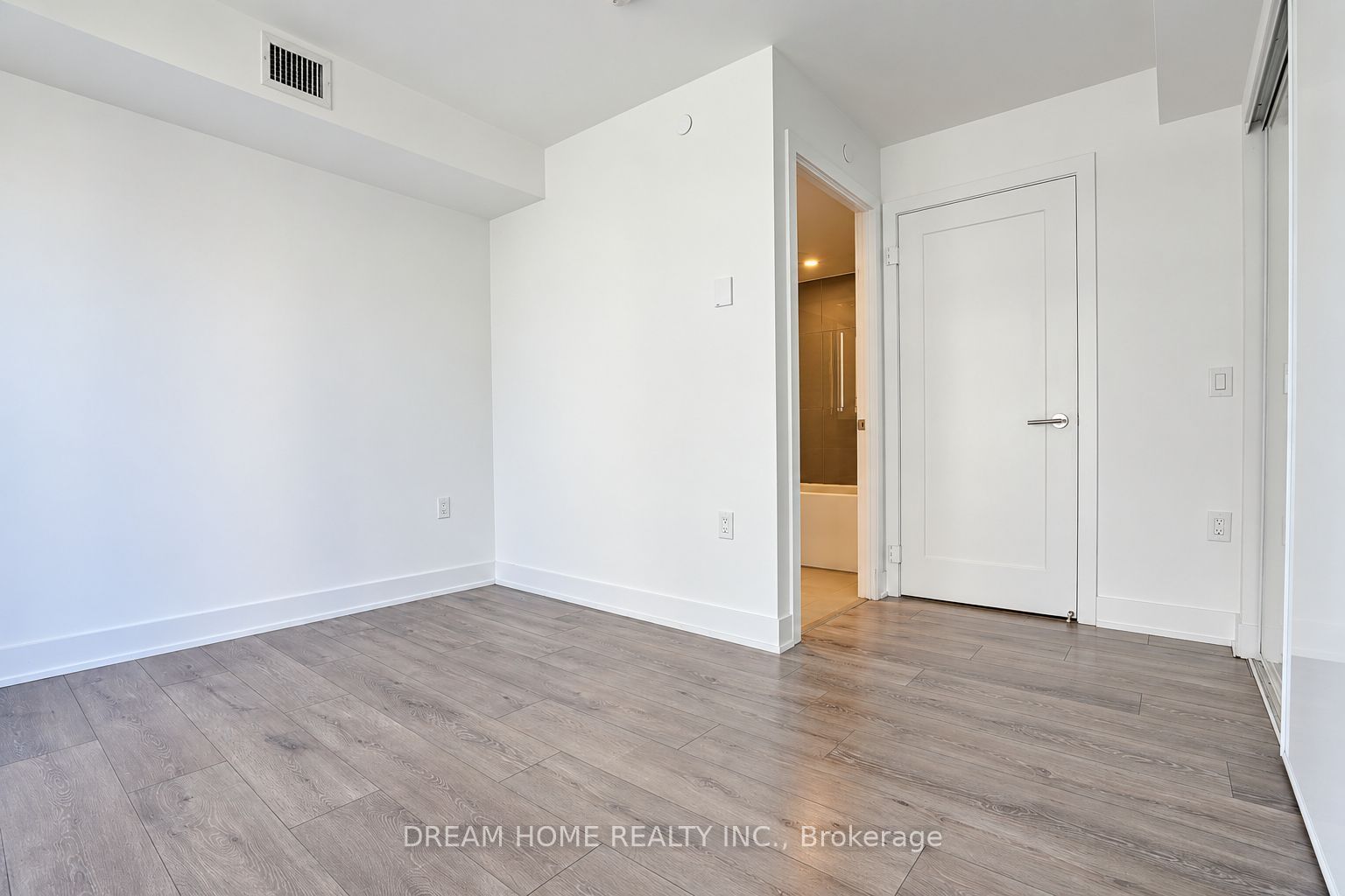 585 Bloor Street E 1622 Property Photo 38