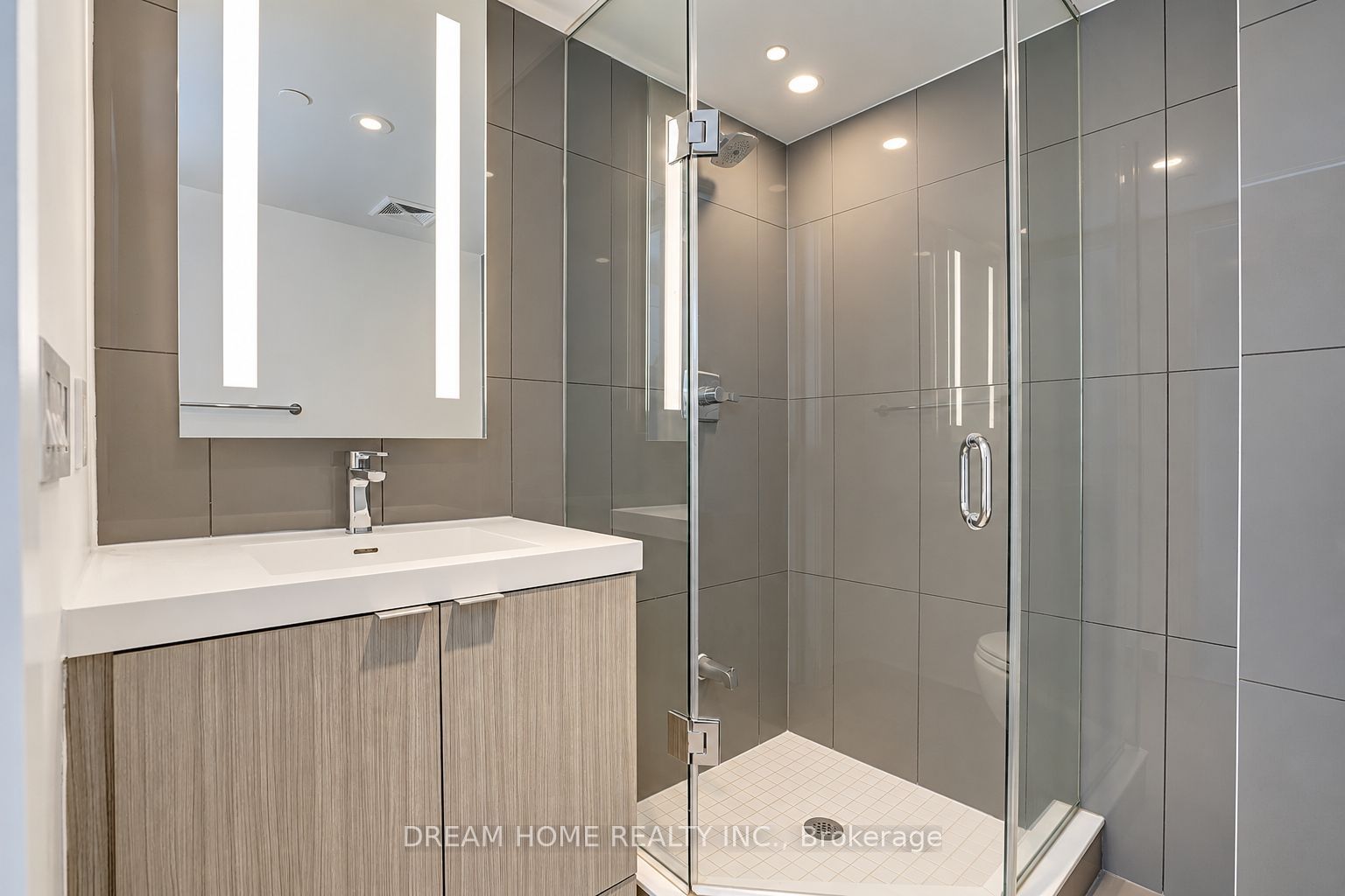 585 Bloor Street E 1622 Property Photo 44