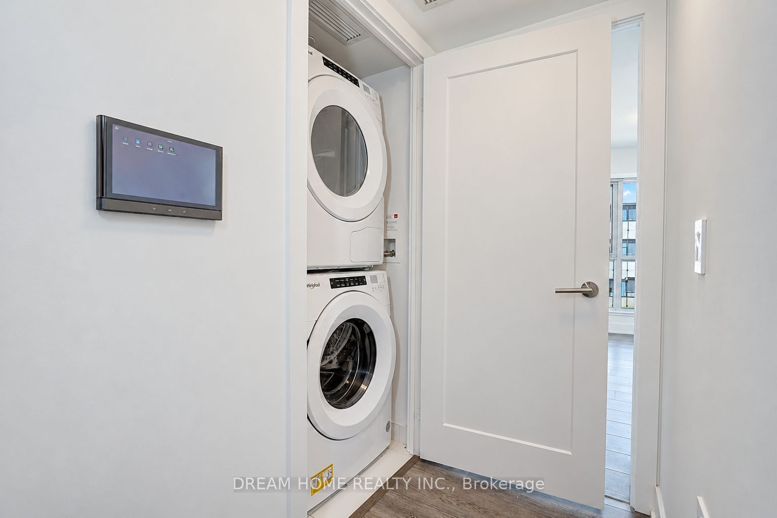 585 Bloor Street E 1622 Property Photo 45