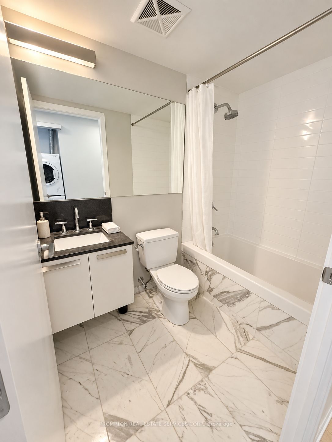 42 Charles Street 607 Property Photo 13