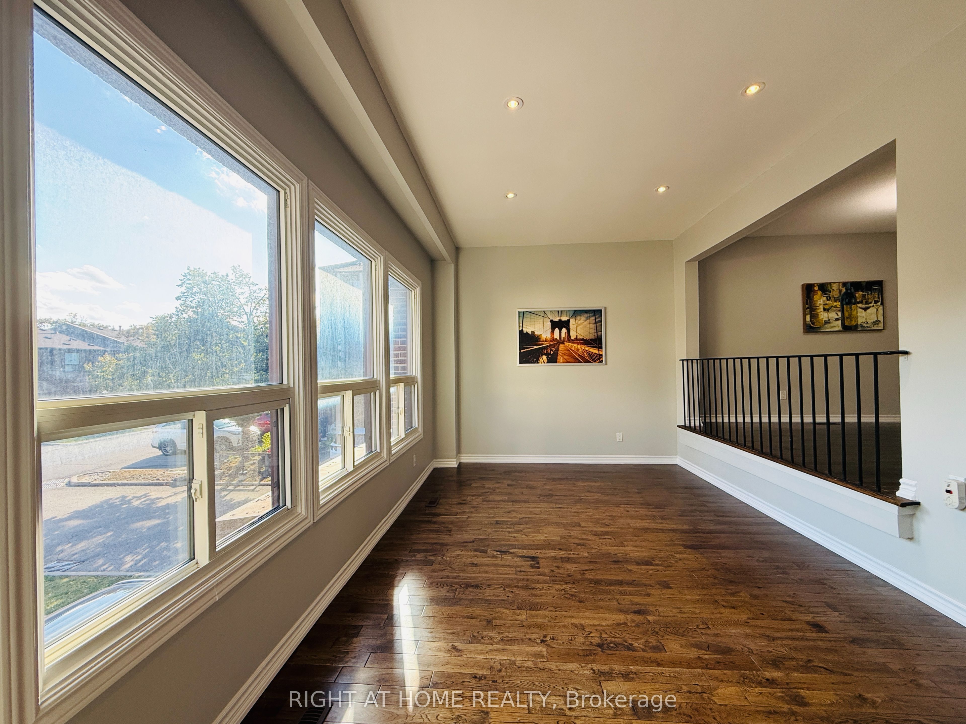 70 Spire Hillway Way Property Photo 5