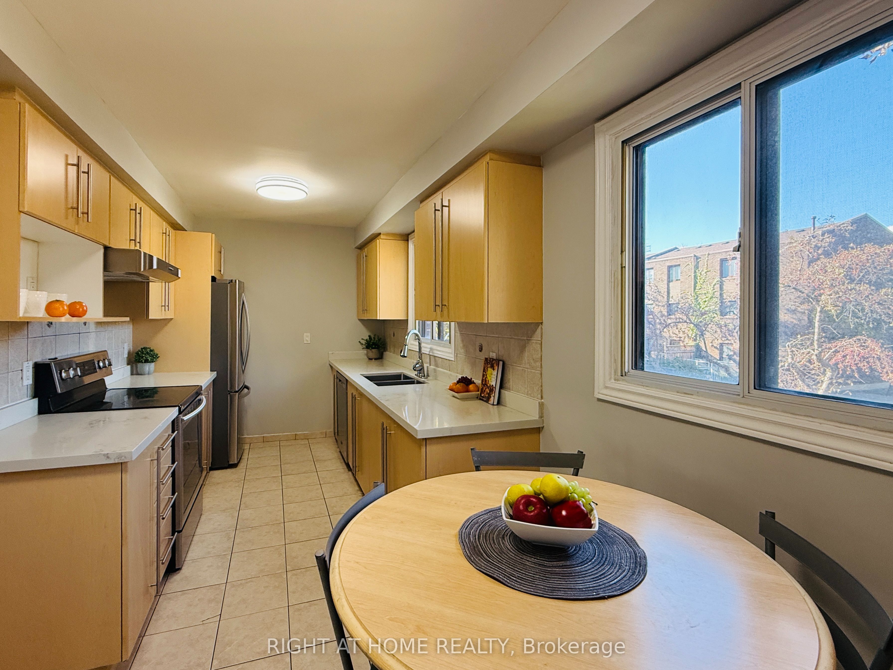 70 Spire Hillway Way Property Photo 13
